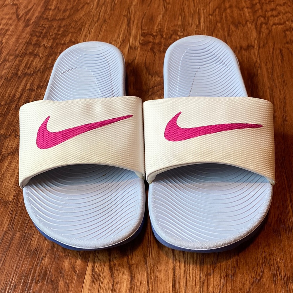 Nike Kawa slides size 8 pink, lilac, white